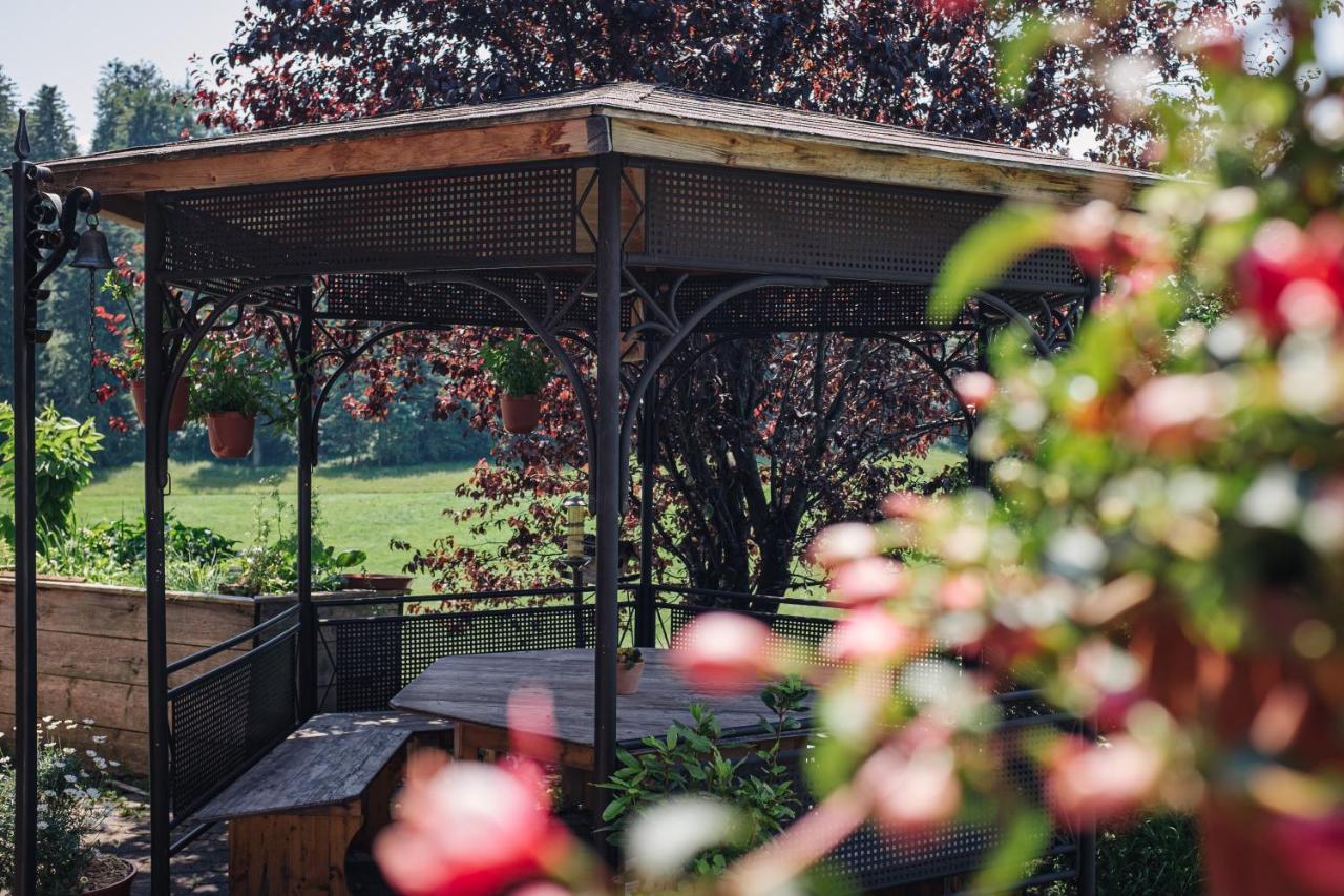 Ferienwohnungen Pension Sonnblick Krumbach  Esterno foto