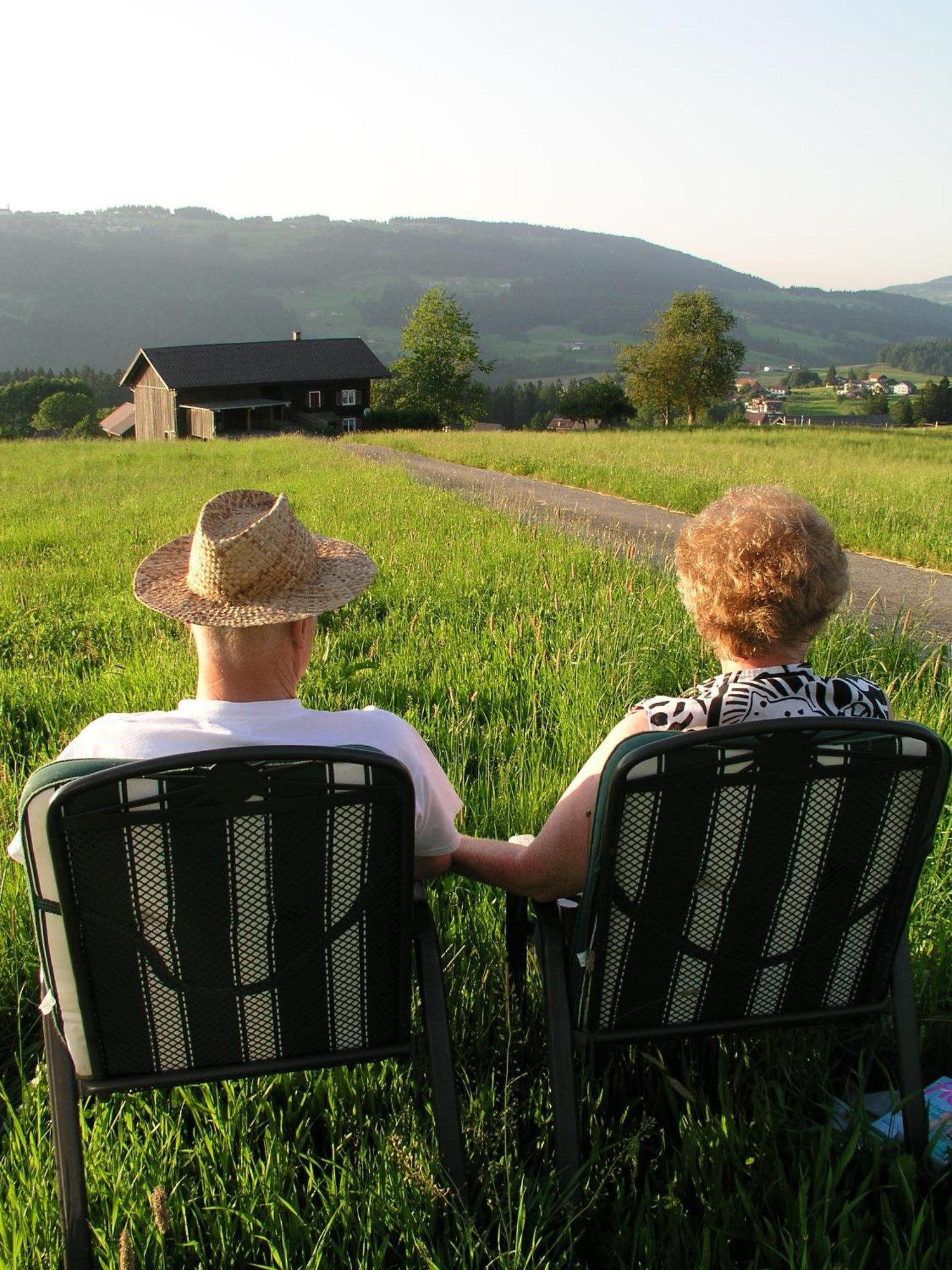 Ferienwohnungen Pension Sonnblick Krumbach  Esterno foto