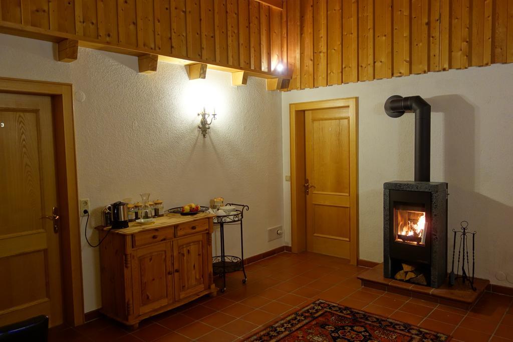 Ferienwohnungen Pension Sonnblick Krumbach  Esterno foto